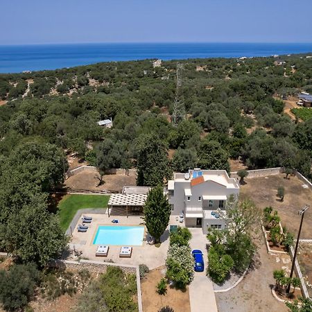 Villa Ellie - Heated Pool, Playground, Garden & Bbq! Vederoi Eksteriør billede