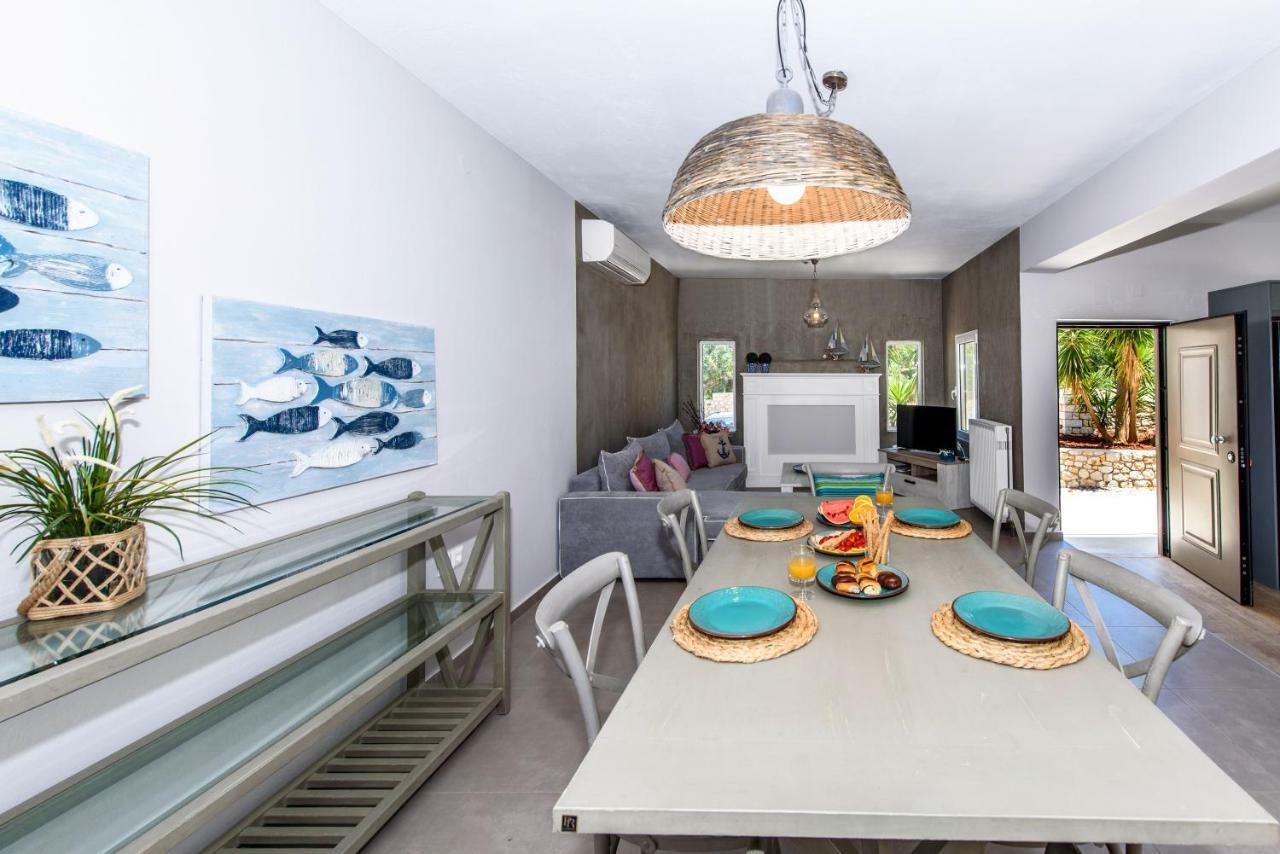 Villa Ellie - Heated Pool, Playground, Garden & Bbq! Vederoi Eksteriør billede